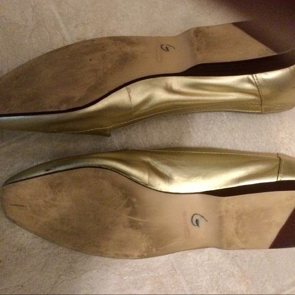 Apostrophe Gold Leather size 9M flats. Worn twice. - Picture 4 of 4